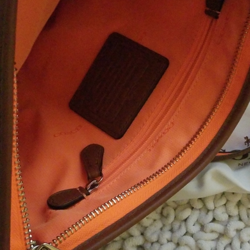 COACH HANDBAGS - Picture 4 of 6